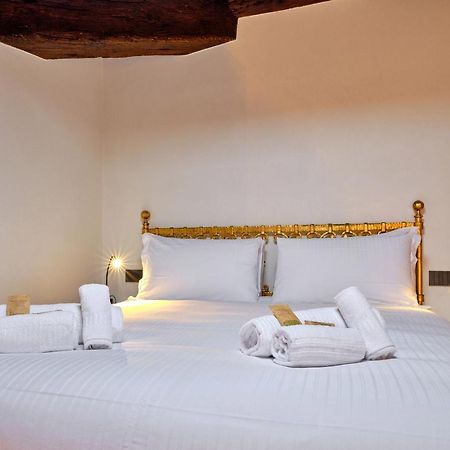 Apartmentsarena - Residenza Degli Scaligeri - Piazza Erbe Verona Ngoại thất bức ảnh